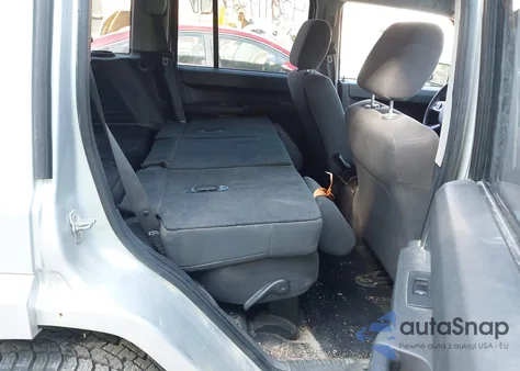 2008 Jeep Commander Sport из США, поврежденный, VIN 1J8HG48K68C213033